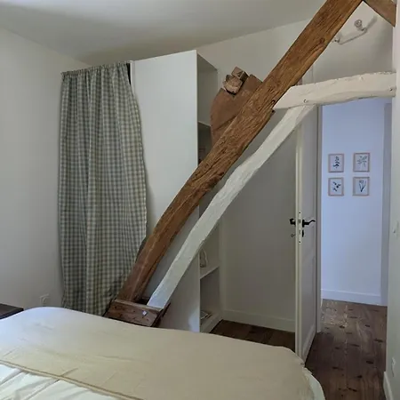 Semesterbostad Hameau Des Galottieres-Perche, Immersion Nature A 2H De Paris *